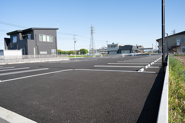 駐車場全景
